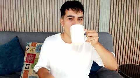 Snapshot of cody_crown chatting on 01-13-26, 02:33 Cody online show from 01-13-26, 02:33