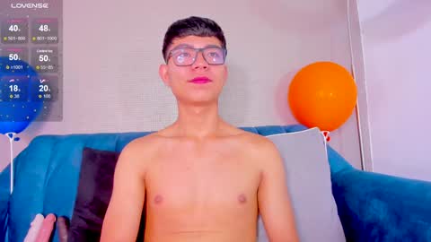 Snapshot of codytwink_ chatting on 01-19-25, 11:01 Cody online show from 01-19-25, 11:01