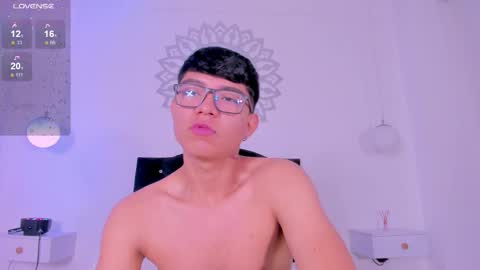 Snapshot of codytwink_ chatting on 10-02-25, 01:40 Cody online show from 10-02-25, 01:40