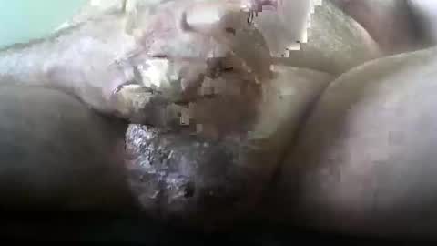 Snapshot of coffee90028 chatting on 10-22-25, 04:29 coffee90028 online show from 10-22-25, 04:29