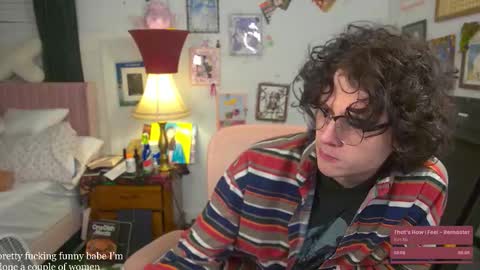 Snapshot of cokia_ chatting on 01-06-26, 11:18 Cokia online show from 01-06-26, 11:18