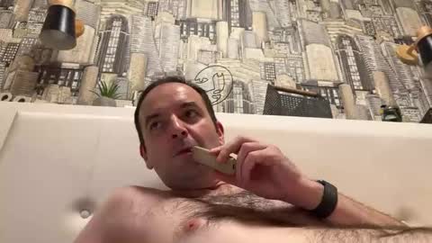 Snapshot of colambus555 chatting on 12-25-24, 05:26 colambus555 online show from 12-25-24, 05:26