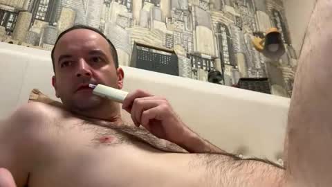 Snapshot of colambus83 chatting on 01-10-26, 06:59 colambus83 online show from 01-10-26, 06:59