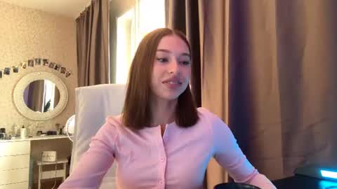 Snapshot of colbyhaman chatting on 06-17-26, 04:59 Lily online show from 06-17-26, 04:59