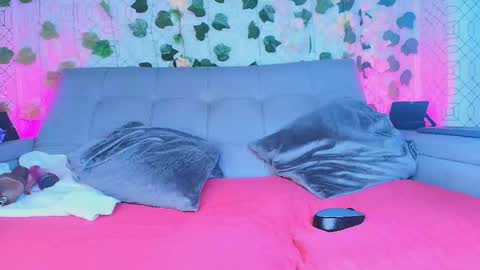 colett online show from 10-06-25, 11:51