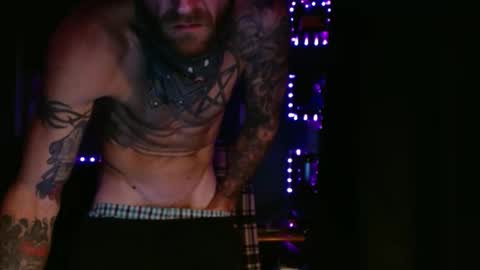 colevan2390 online show from 02-04-26, 05:24