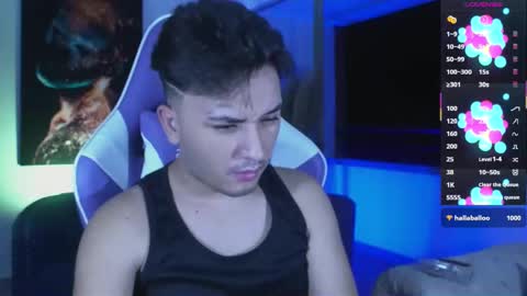 Snapshot of collage_hot25 chatting on 10-04-25, 03:59 javier online show from 10-04-25, 03:59