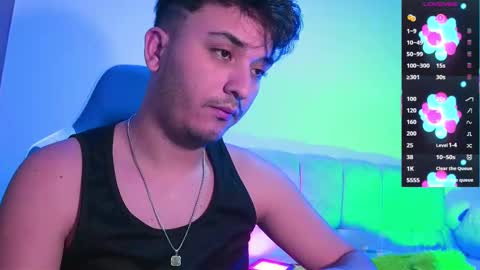 Snapshot of collage_hot25 chatting on 10-07-25, 03:47 javier online show from 10-07-25, 03:47