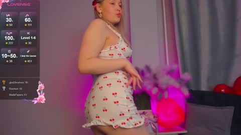 Snapshot of colleen_blake chatting on 02-13-25, 06:27 Collen Mon Tue Wed Thu Fri GMT 3 0300am - 0900am online show from 02-13-25, 06:27