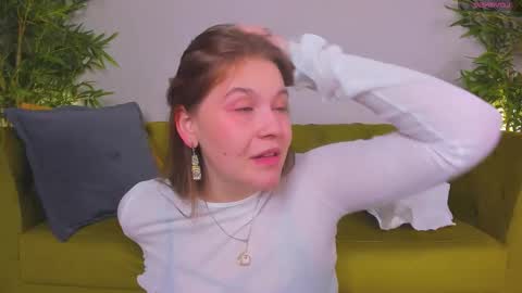 Snapshot of colleen_blake chatting on 10-02-25, 04:47 Collen Mon Tue Wed Thu Fri GMT 3 0300am - 0900am online show from 10-02-25, 04:47