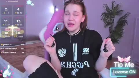 Snapshot of colleen_blake chatting on 11-15-25, 05:49 Collen Mon Tue Wed Thu Fri GMT 3 0300am - 0900am online show from 11-15-25, 05:49