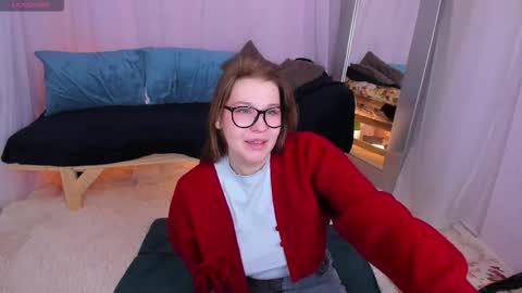 Snapshot of colleen_blake chatting on 11-20-25, 09:09 Collen Mon Tue Wed Thu Fri GMT 3 0300am - 0900am online show from 11-20-25, 09:09