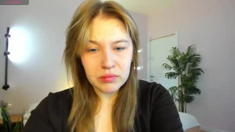 Snapshot of colleen_blake chatting on 02-15-26, 04:58 Collen Mon Tue Wed Thu Fri GMT 3 0300am - 0900am online show from 02-15-26, 04:58