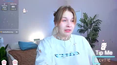 Snapshot of colleen_blake chatting on 02-23-26, 05:10 Collen Mon Tue Wed Thu Fri GMT 3 0300am - 0900am online show from 02-23-26, 05:10