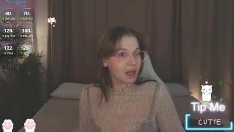 Snapshot of colleen_blake chatting on 03-24-26, 05:18 Collen Mon Tue Wed Thu Fri GMT 3 0300am - 0900am online show from 03-24-26, 05:18