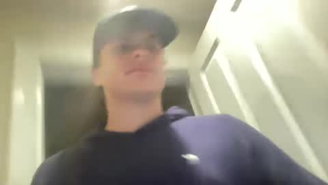 college27816672 online show from 10-11-25, 05:50