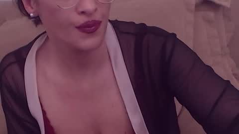 Snapshot of college_dream_bbw chatting on 05-01-26, 02:49 Maddison online show from 05-01-26, 02:49