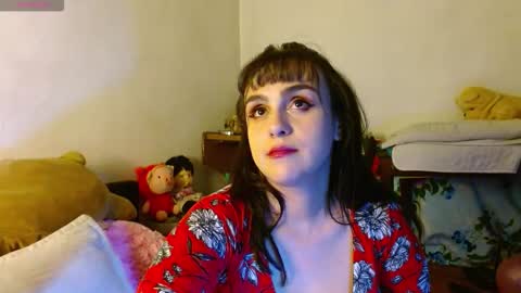 Snapshot of collette_beaufoy chatting on 03-07-26, 02:08 Collette online show from 03-07-26, 02:08