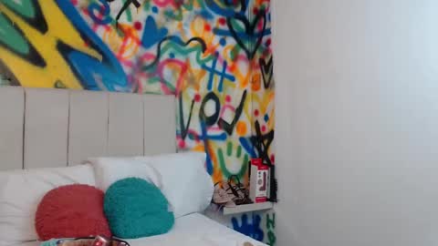 valentina online show from 03-12-26, 12:33