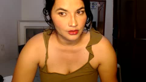 Snapshot of colombi4spice chatting on 03-10-26, 09:31 viviana online show from 03-10-26, 09:31