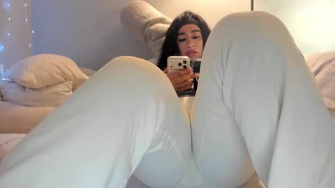    ........ Instagram  Lorysexys online show from 03-12-26, 07:03