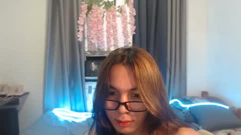 Snapshot of come_wet_me chatting on 02-15-25, 11:50 come_wet_me online show from 02-15-25, 11:50