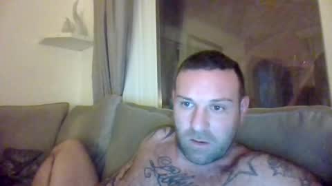 Snapshot of comesee10 chatting on 02-12-25, 10:48 comesee10 online show from 02-12-25, 10:48