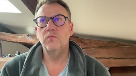 Snapshot of compay69 chatting on 12-24-24, 09:28 compay69 online show from 12-24-24, 09:28