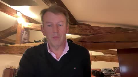 Snapshot of compay69 chatting on 12-22-25, 04:59 compay69 online show from 12-22-25, 04:59