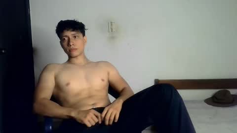 Snapshot of conde2710 chatting on 11-22-25, 03:16 ELCONDE online show from 11-22-25, 03:16