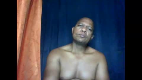 Snapshot of condor087510 chatting on 01-08-26, 05:21 Miguel online show from 01-08-26, 05:21