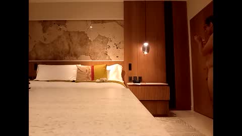 conejotam online show from 11-01-25, 01:40