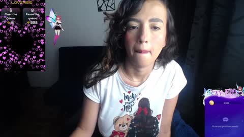 Snapshot of coniecut chatting on 01-25-25, 10:19 conie online show from 01-25-25, 10:19