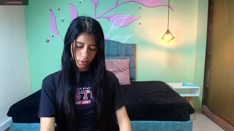 Snapshot of connie_bell chatting on 02-02-25, 12:02 C O N N I E online show from 02-02-25, 12:02