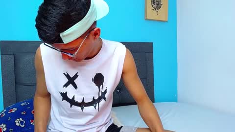 Snapshot of connor_garrett chatting on 12-12-24, 12:38 Connor online show from 12-12-24, 12:38