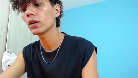 Snapshot of connor_garrett chatting on 12-19-25, 11:45 Connor online show from 12-19-25, 11:45