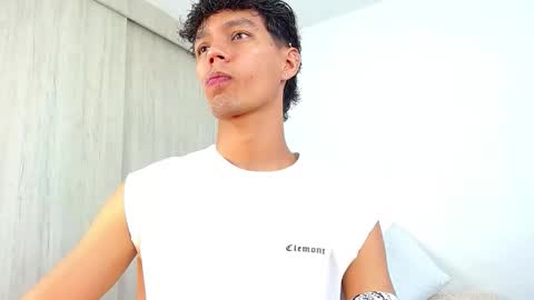 Snapshot of connor_garrett chatting on 02-11-26, 08:14 Connor online show from 02-11-26, 08:14