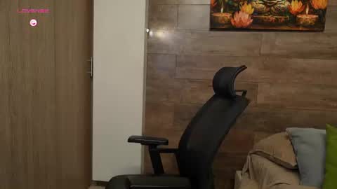 connor_h1 online show from 07-17-26, 03:02