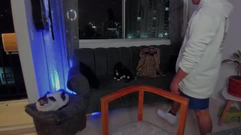 Connor Smith online show from 09-22-25, 02:35