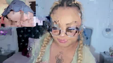 Conny online show from 05-11-26, 04:04