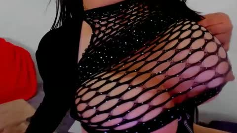 Snapshot of connyhot69 chatting on 12-18-24, 04:28 CONNY online show from 12-18-24, 04:28
