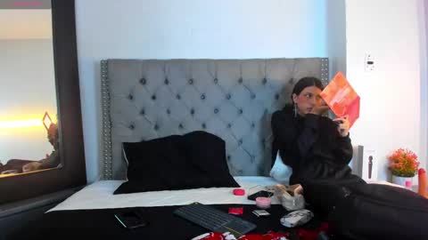 conor_taylor_ online show from 02-09-25, 02:18