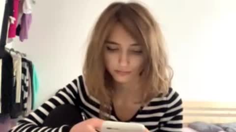 Amelia online show from 02-27-26, 12:05