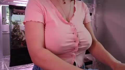 ANR Mommy online show from 10-12-25, 07:57