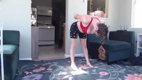 ANR Mommy online show from 10-17-25, 04:31