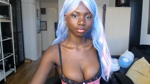 Snapshot of conymegan chatting on 02-04-25, 08:46 Carola independent model online show from 02-04-25, 08:46