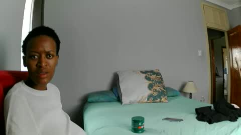 Snapshot of cookiecandyx chatting on 01-11-26, 12:32 cookiecandyx online show from 01-11-26, 12:32