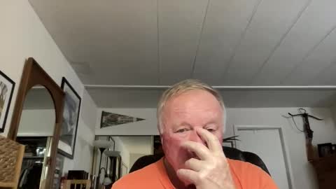 Snapshot of cookoosnest chatting on 11-10-25, 05:06 cookoosnest online show from 11-10-25, 05:06