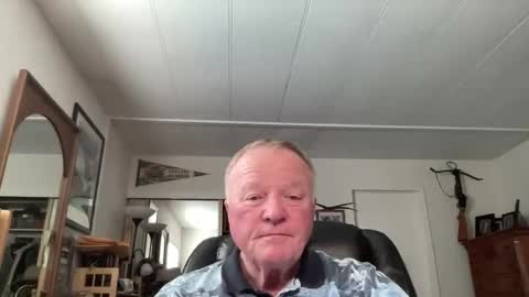 Snapshot of cookoosnest chatting on 02-08-26, 08:34 cookoosnest online show from 02-08-26, 08:34