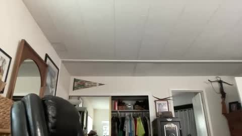 cookoosnest online show from 05-04-26, 12:17